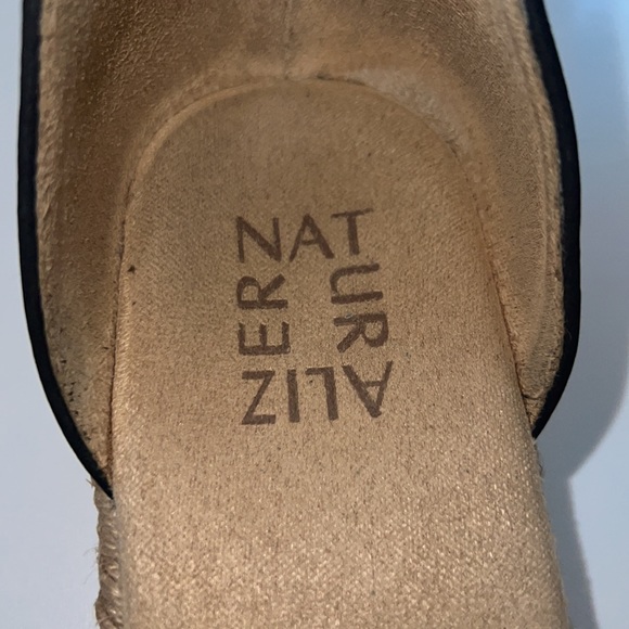 COPY - Naturalizer Black Platform Espadrilles - Picture 6 of 8
